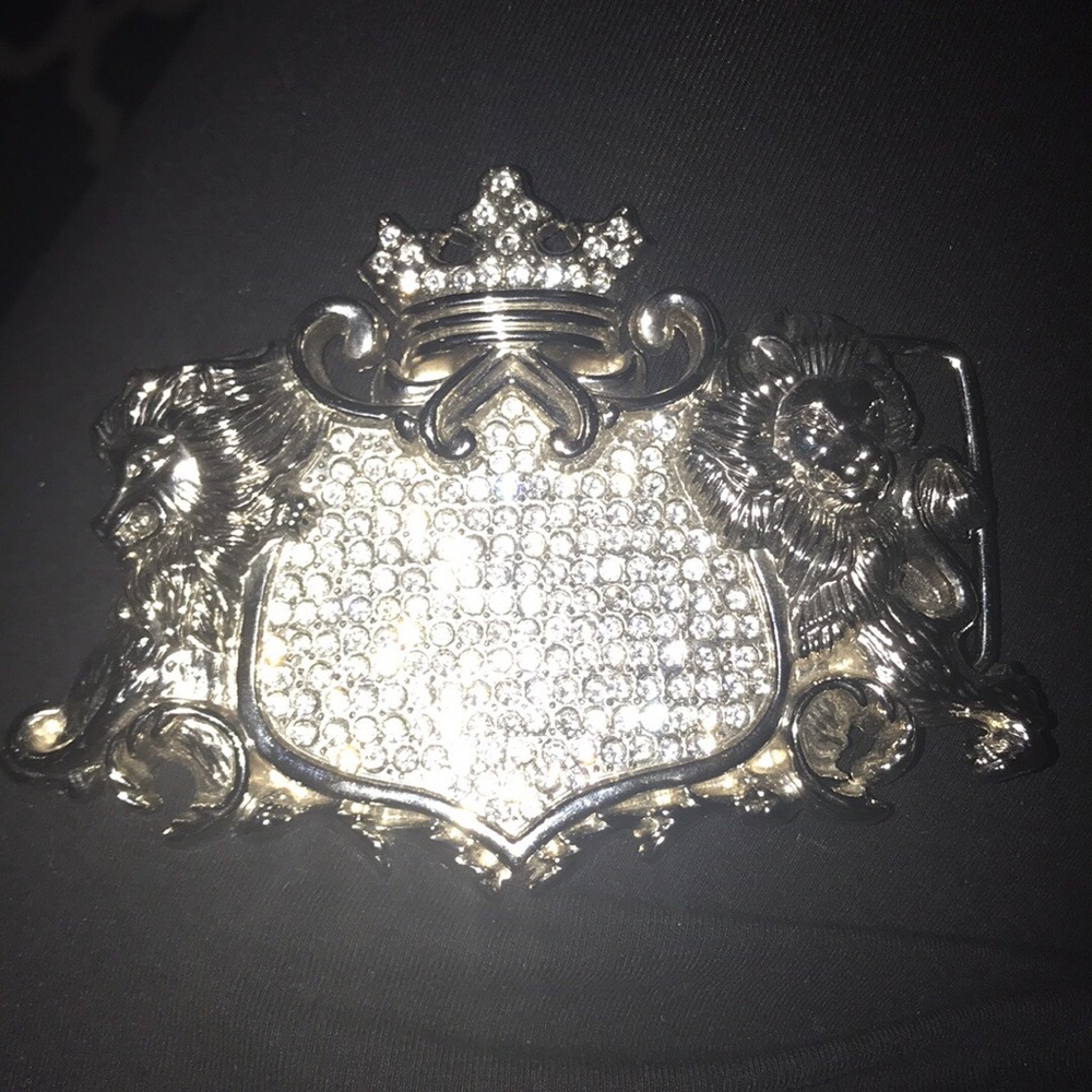 Belt buckle